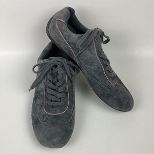 Naturalizer Gray Suede Driving Shoe